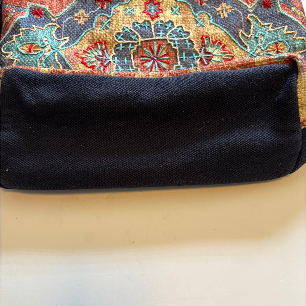 A & P DENIM MULTICOLORED BOHEMIAN TOTE ONE ZIP POCKET INSIDE CLEAN INTERIOR - Picture 6 of 15